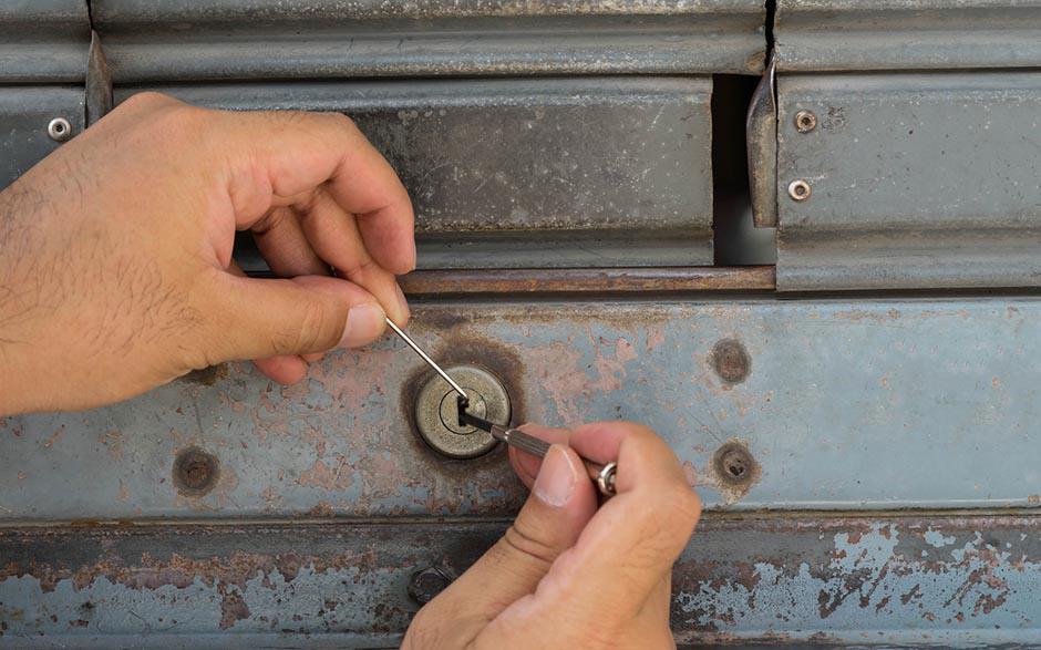 prix serrurier changement serrure Clamart